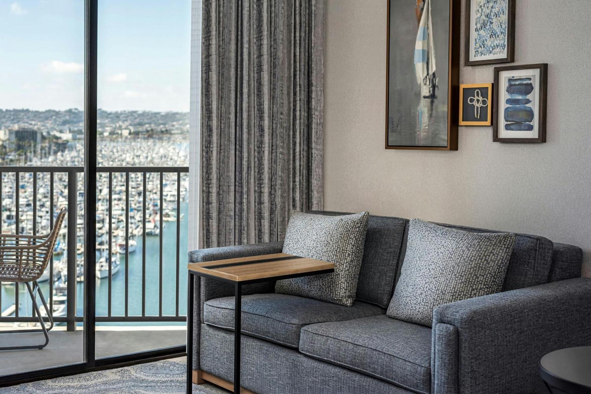 Sheraton Hotel&marina 4*